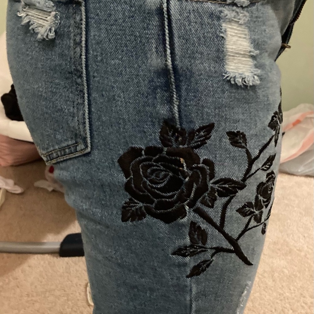 PacSun Los Angeles distressed jeans